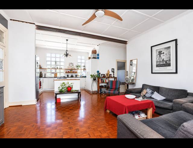 2 BEDROOM APARTMENT FOR SALE IN GLENWOOD